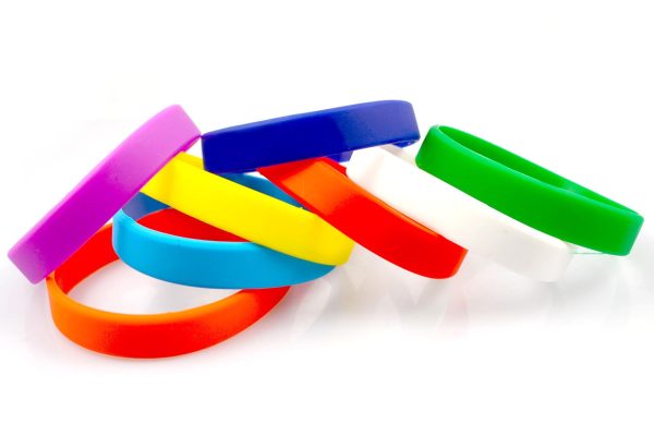 Low price for Promotion Gift RFID Wristband Free Artwork Silicon Rubber Bracelet Wrist Band